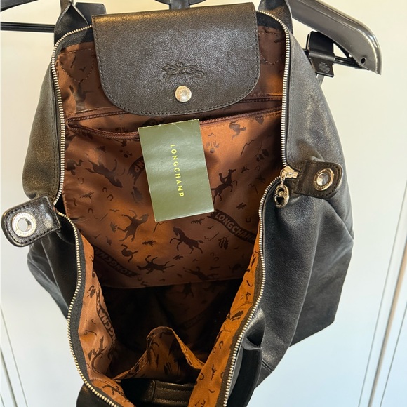 Longchamp Classic Black Leather Shoulder Bag - Picture 6 of 16